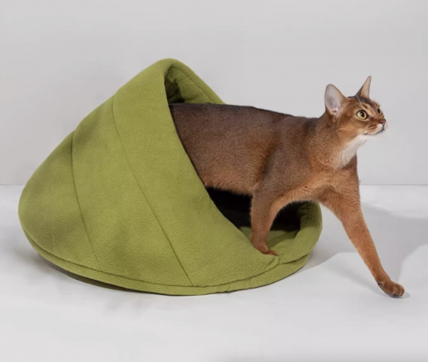 Fleece Caves – Winter Warm Half-Enclosed Cat Bed for Kittens and Small Dogs - Image 4