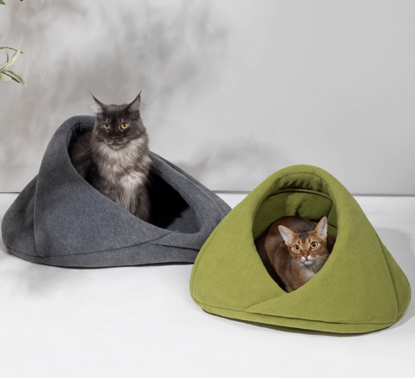 Fleece Caves – Winter Warm Half-Enclosed Cat Bed for Kittens and Small Dogs - Image 3